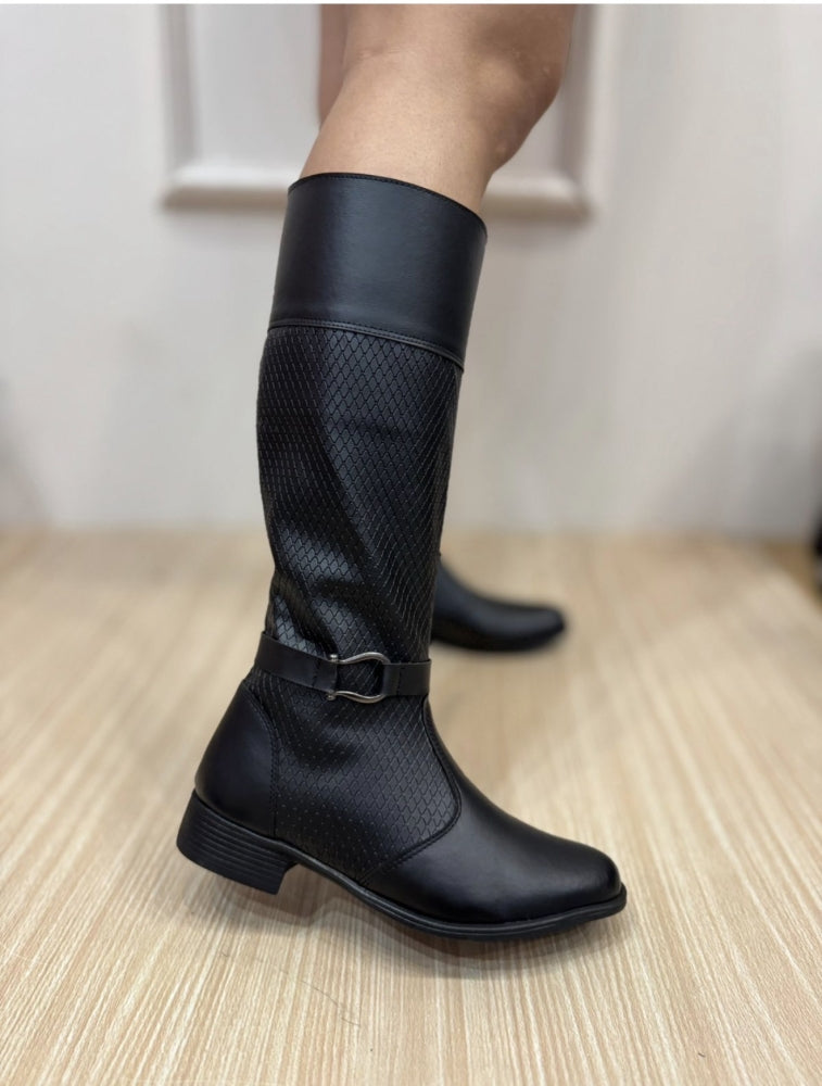 Bota Montaria Corrente Lateral PRETA