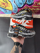Nike Air Max TN PLUS PRETO DOURADO BRANCO