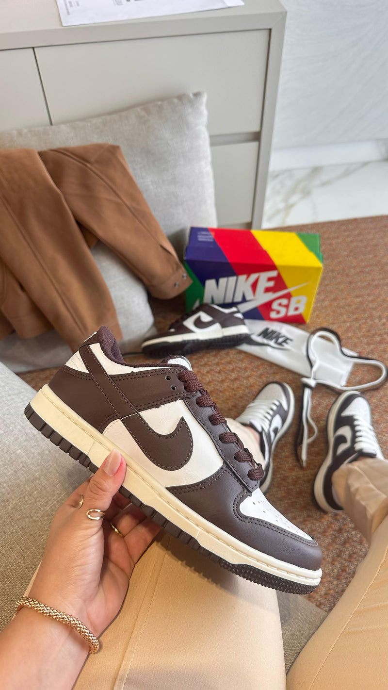 Nike Dunk white coffee