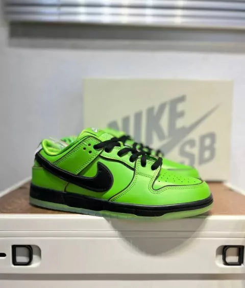 The Powerpuff Girls X Nike SB Dunk [Importado]