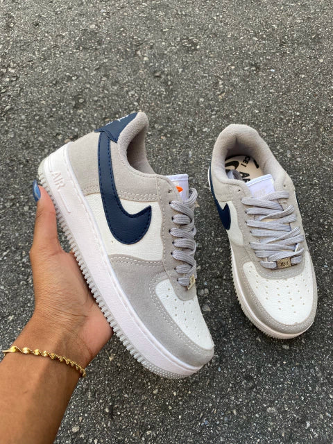 Air Force 1  ´White and Navy Blue`