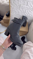 Bota Salto 6 cm Tratorada PRETA