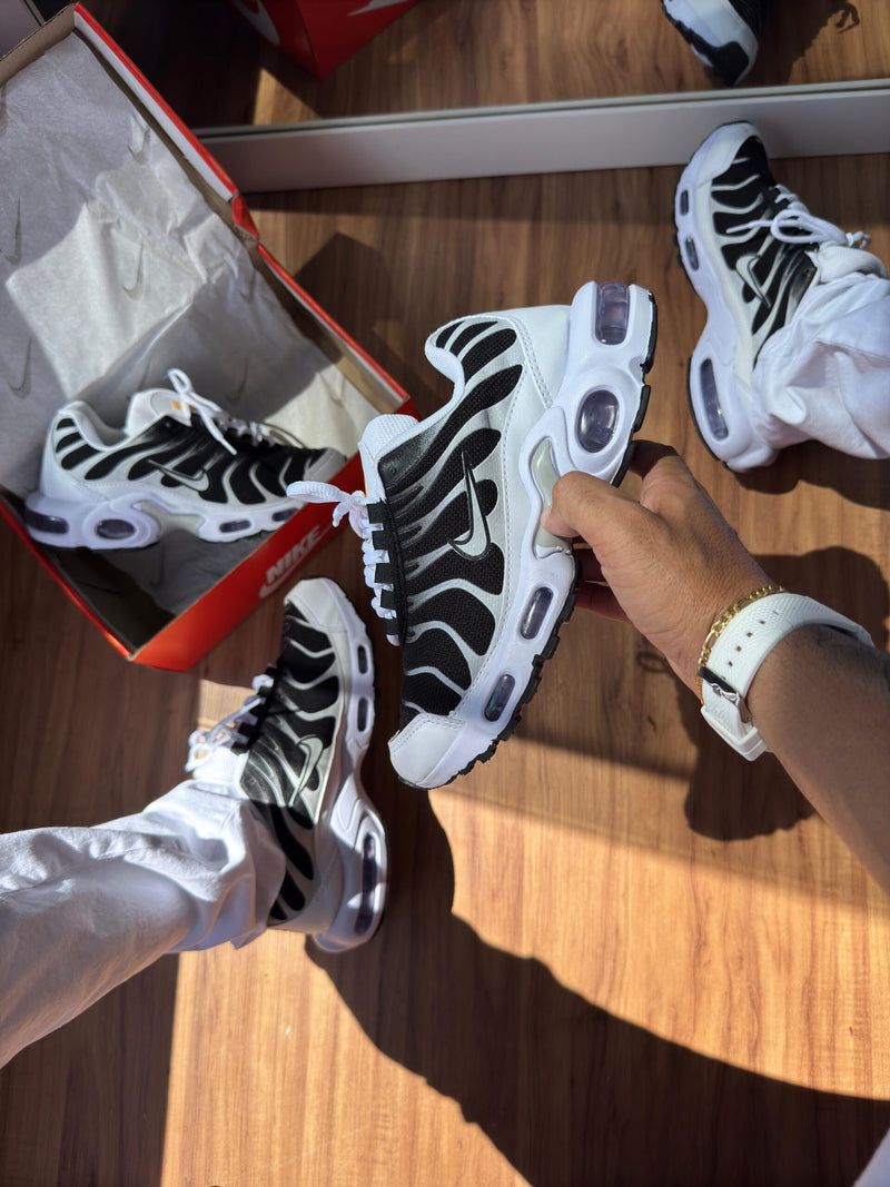 Air Max TN  - Promoção 3 pares por 399,00